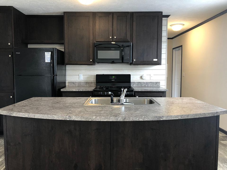 1st image of 59592 Susan Ln E