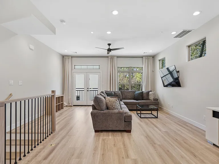 5320 Creekmont Timbers Trl — Photo 9