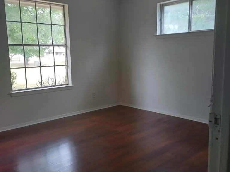 746 Gail Dr #0 — Photo 2
