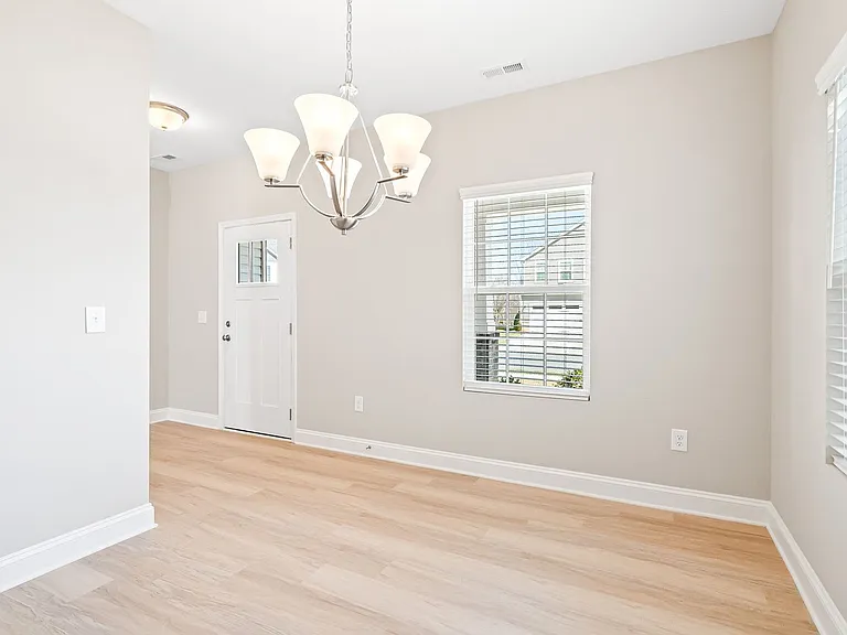 2275 Campbell Loop — Photo 14