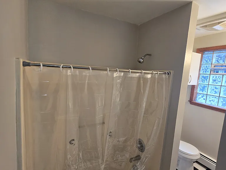 1953 Falls St #3 — Photo 8