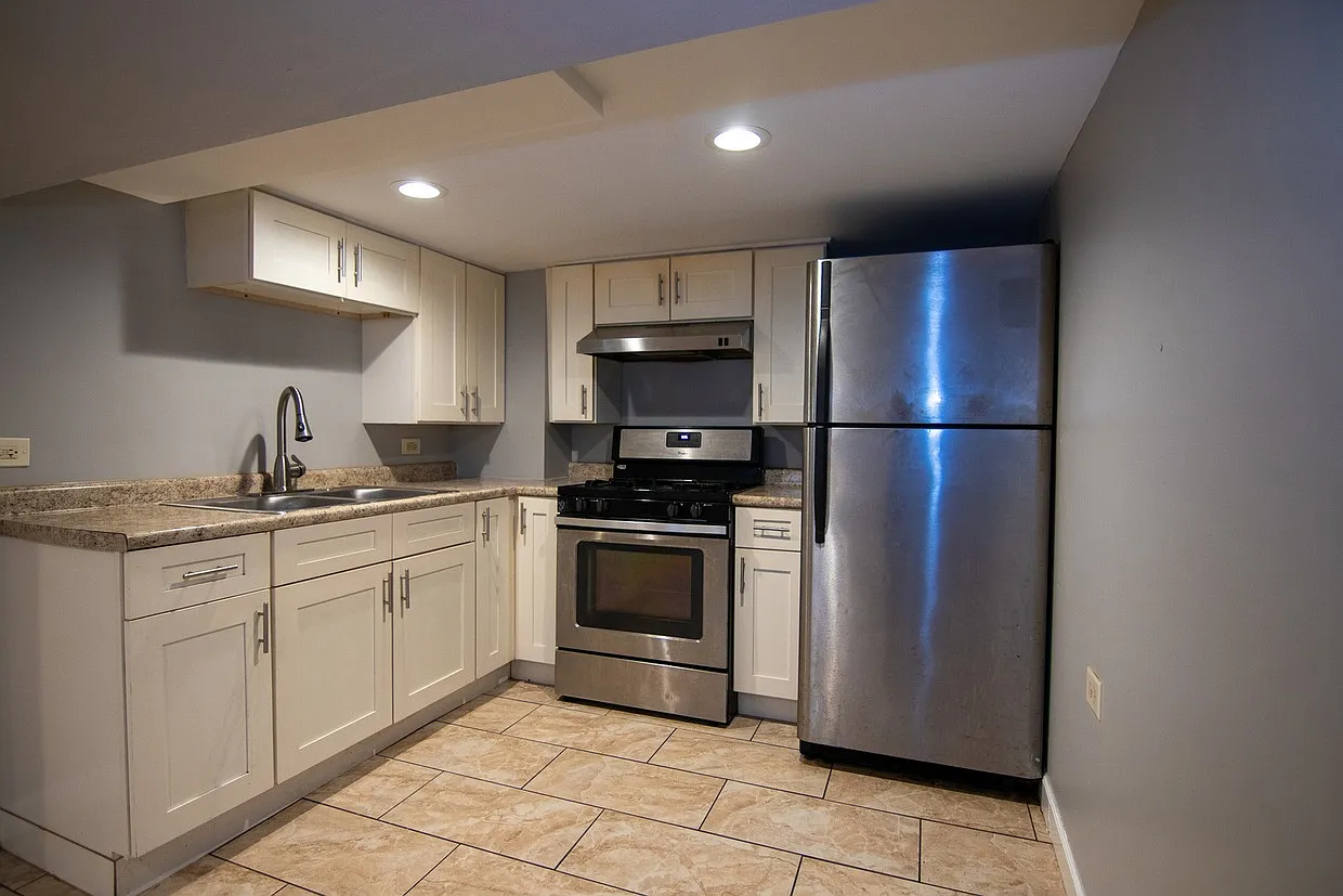 1 bed, $1,200 — Photo 2