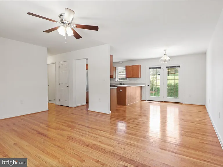 1114 Ashby St — Photo 4
