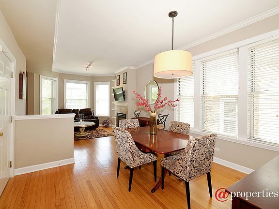 Living Room/Dining Room