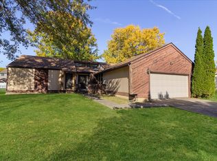 205 Timber Ridge Dr, Pickerington, OH 43147