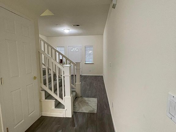 4th image of 719 Bonita Pl