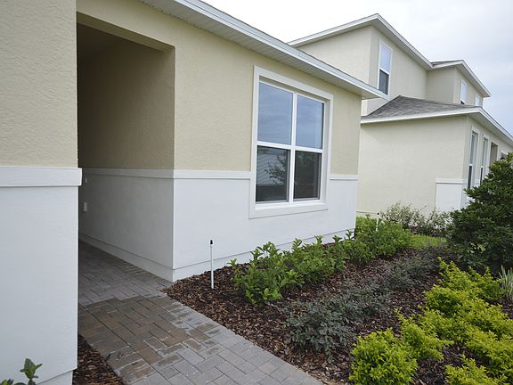 2nd image of 3833 Fescue St #1