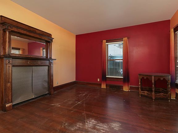 5th image of 1508 W Chestnut St