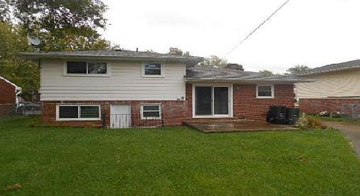 1st image of 890 Jamestown Ave