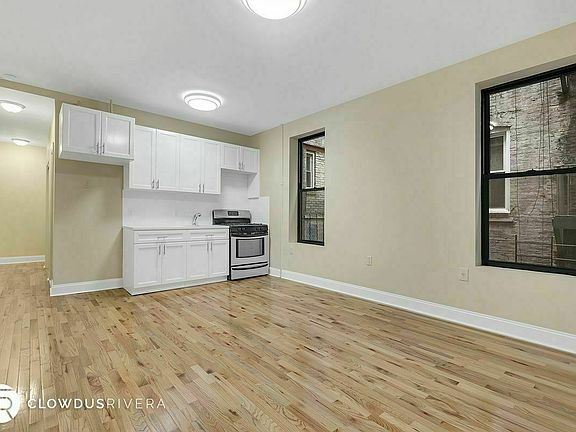 3rd image of 324 W 96th St APT 2A