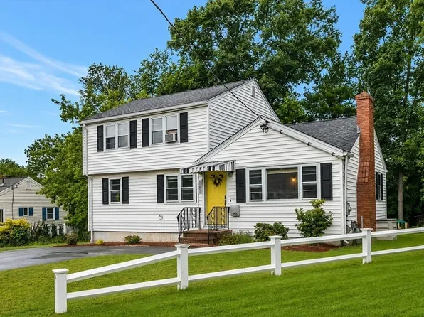 343 Lexington St, Woburn, MA 01801