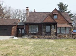 7327 Brecksville Rd, Independence, OH 44131