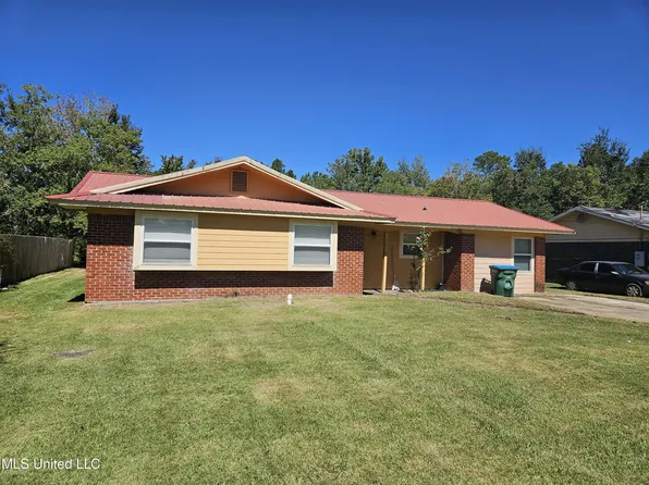 5019 Frederick St, Moss Point, MS 39563