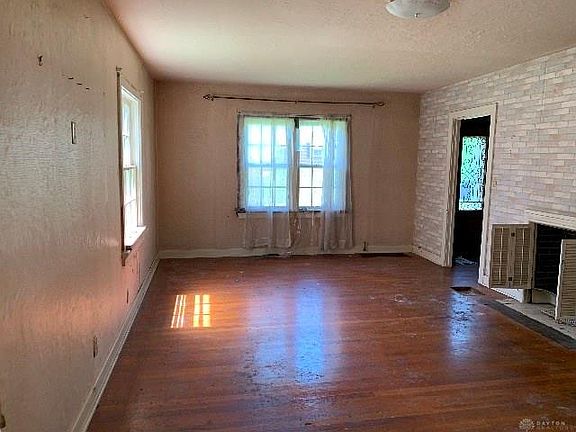 4th image of 506 W Hudson Ave