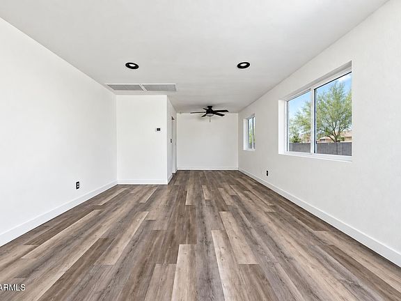 4th image of 3322 E WILLETTA Street