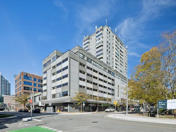 615 Belmont St #1907, New Westminster, BC V3M 6A1