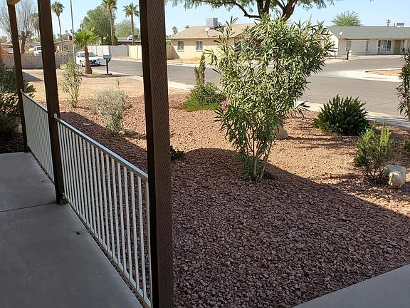 3rd image of 125 E Saguaro St
