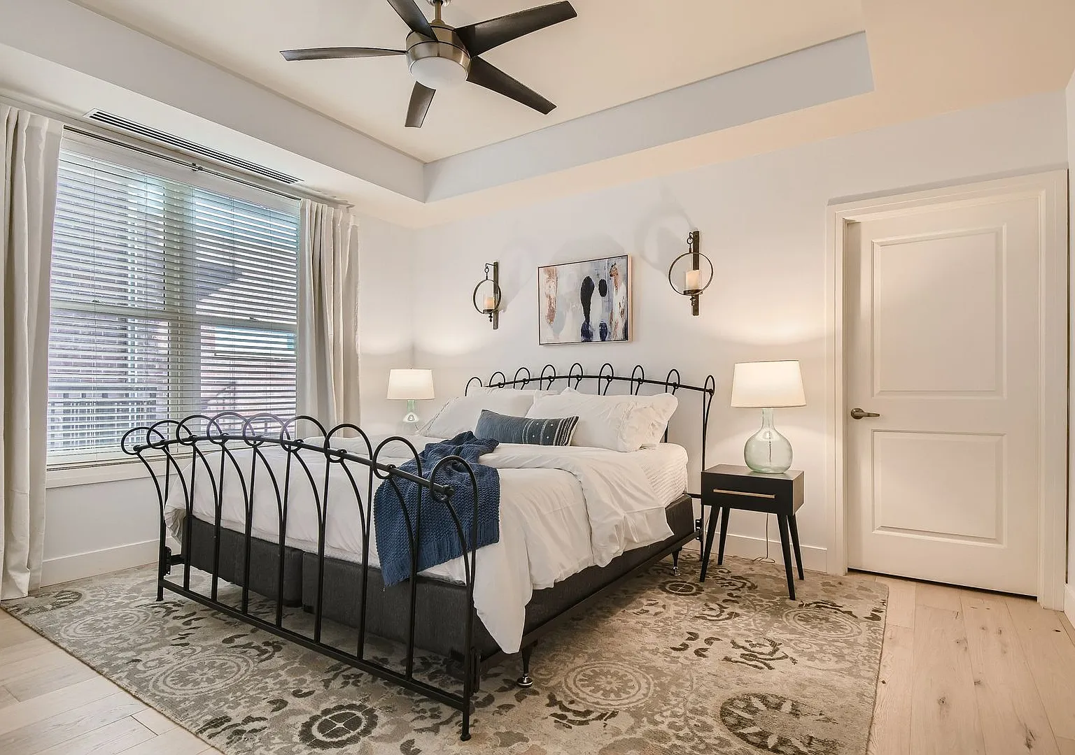 Modern 1 BDR in Peloton - Ground Floor — Photo 3