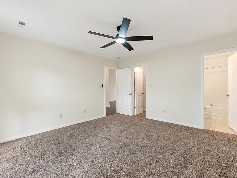 4352 Bubbling Brook Ct — Photo 8