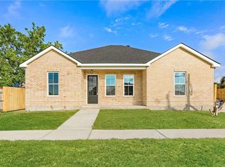 3912 Campagna Dr, Chalmette, LA 70043