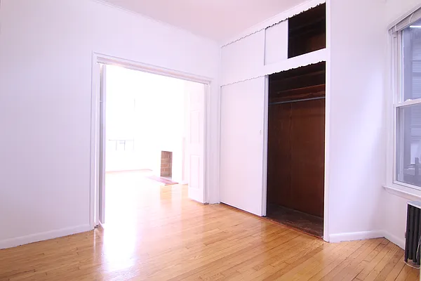 Rented by Nooklyn NYC LLC | media 14