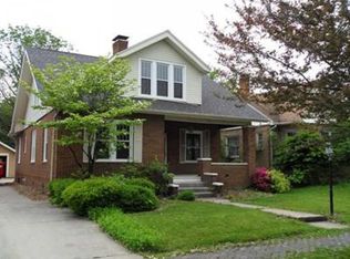 2617 Western Ave, Mattoon, IL 61938