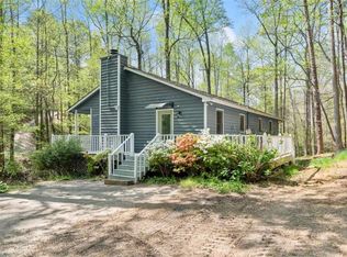 2908 Navajo Cir, Gainesville, GA 30501