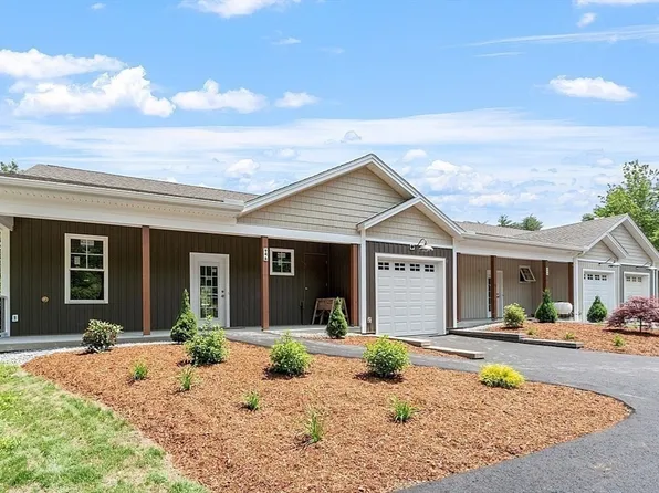 94 Fitchburg Rd #2, Townsend, MA 01469