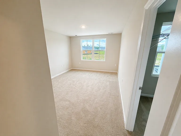 3160 Edgehill Dr — Photo 12