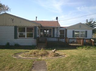206 S 4th St, Van Buren, IN 46991
