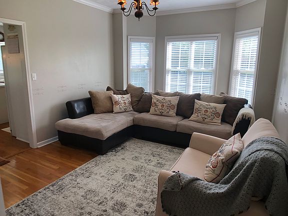 5th image of 1436 Club House Dr