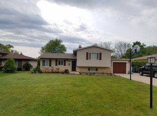 1008 Valewood Rd, Bartlett, IL 60103