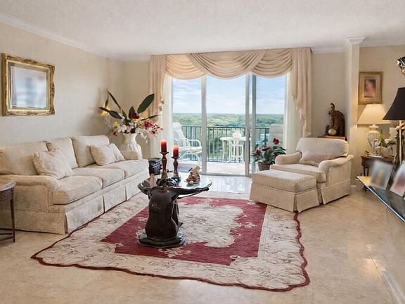 3rd image of 2121 N Ocean Boulevard #705e