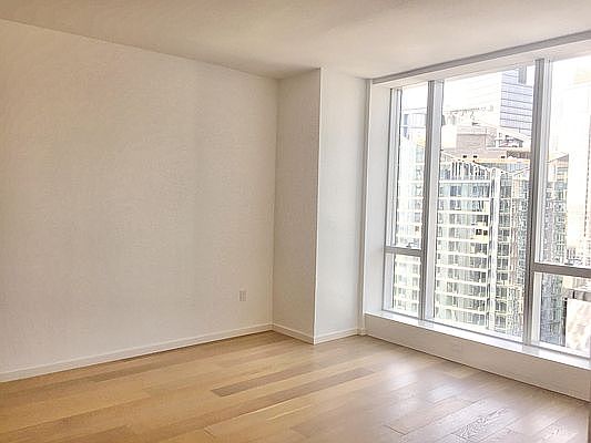 5th image of 1 W End Ave APT 20L