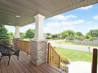 6598 15th Street Cir N, Oakdale, MN 55128