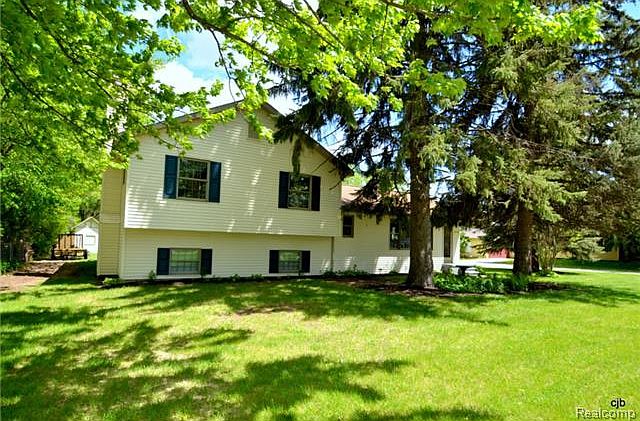 1st image of 3418 Warringham Ave