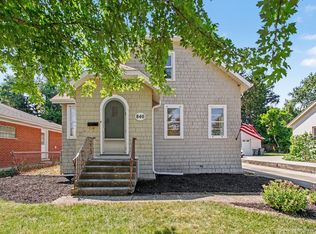 840 N Arlington Heights Rd, Arlington Heights, IL 60004