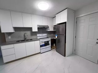 9XX Edinburgh St #1A, New Westminster, BC V3M2V2