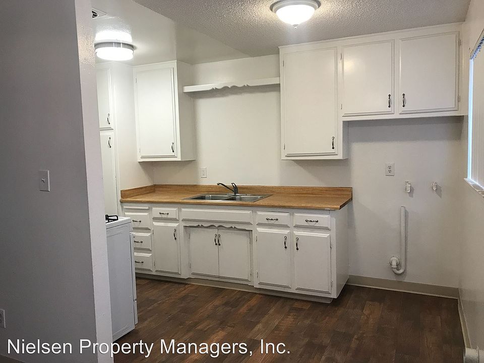 1st image of 607 Glide Ave APT 19
