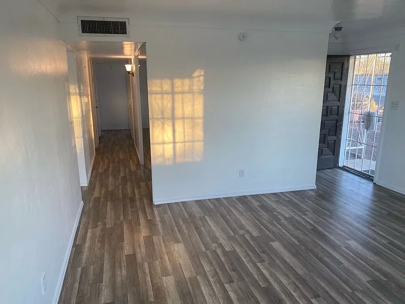 4 bed, 1603 sqft, $2,095 — Photo 4