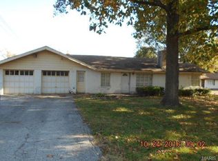 3447 Evergreen Ln, Saint Louis, MO 63125