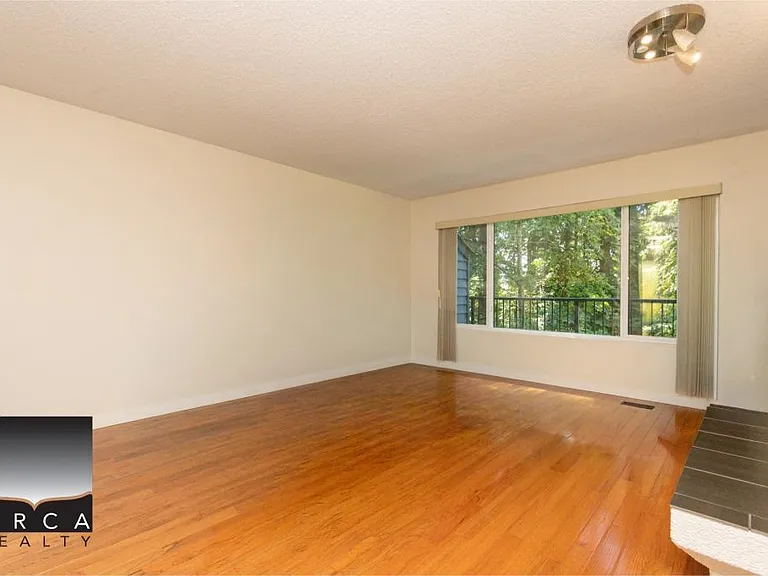 885 Frederick Rd — Photo 6