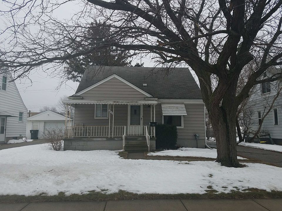 1st image of 26034 Chippendale St