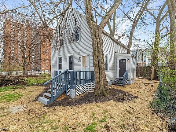 2nd image of 9610 Edmunds Ave