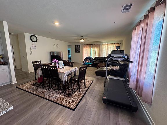 5th image of 7817 Avocado Ln