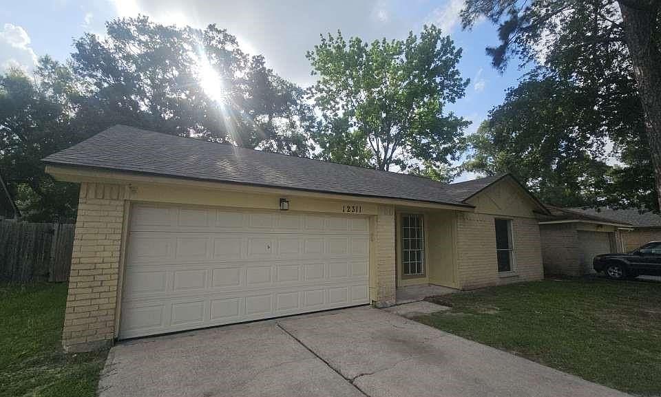 1st image of 12311 Kings Chase Dr