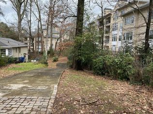 21 Honour Cir NW, Atlanta, GA 30305