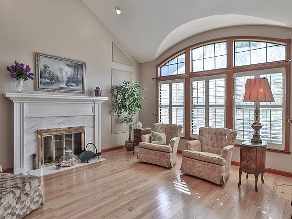 5th image of 8713 Sotheby Ct