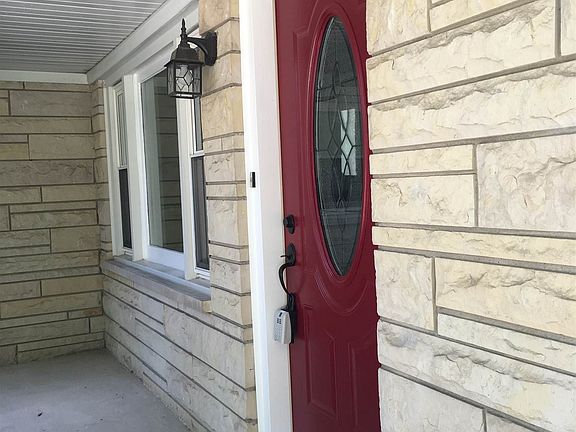 2nd image of 3709 Orleans Dr