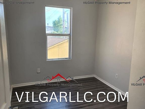 3rd image of 3510 Grand Blvd #11289139